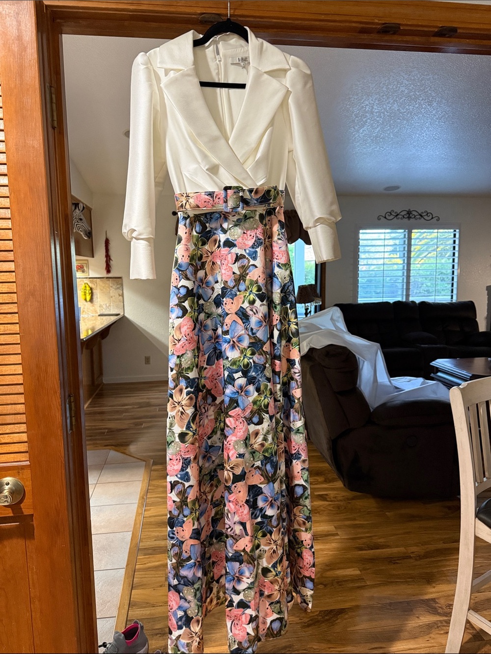 Badgley Mischka Ivory Satin dress
